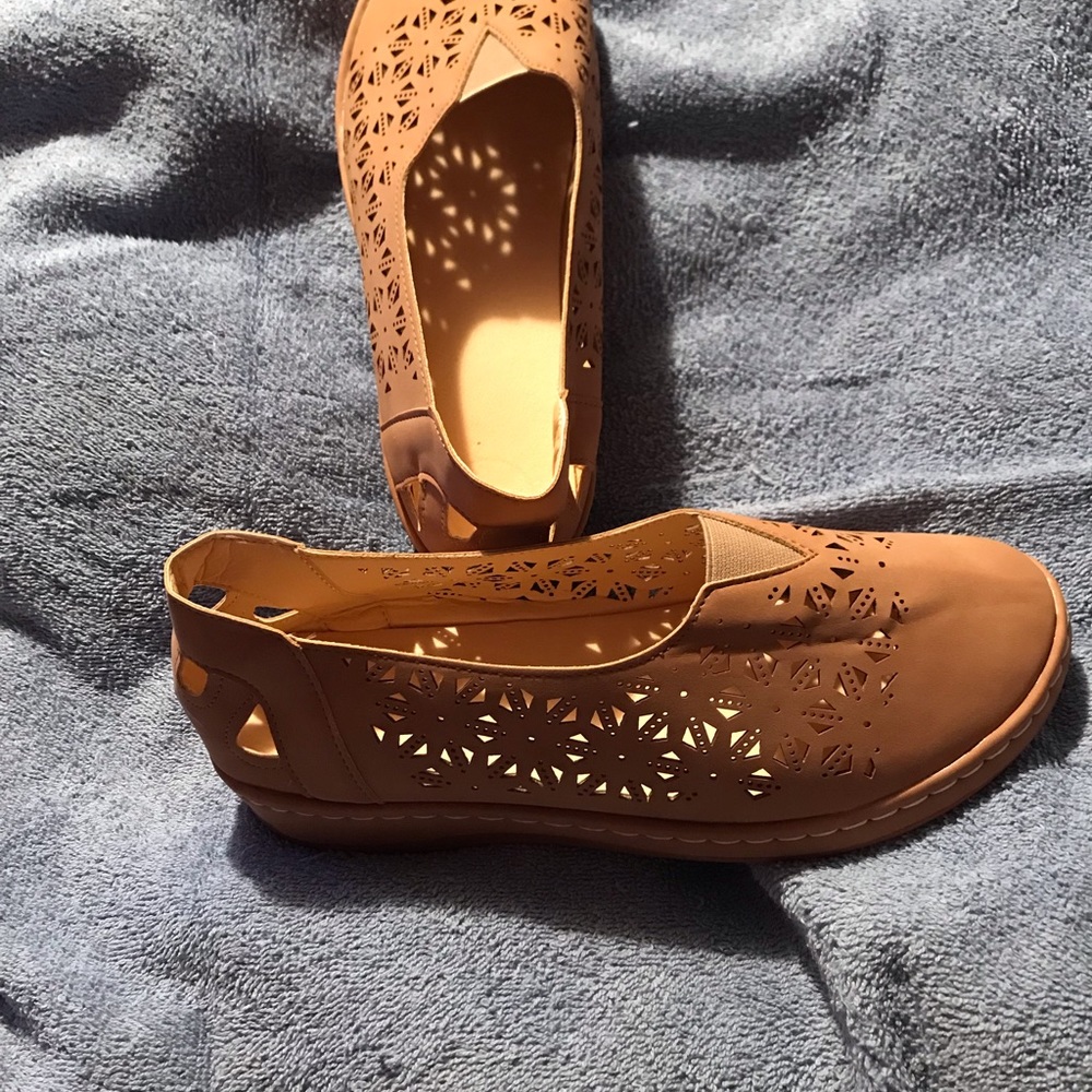 Shoes - Picture 3 of 5
